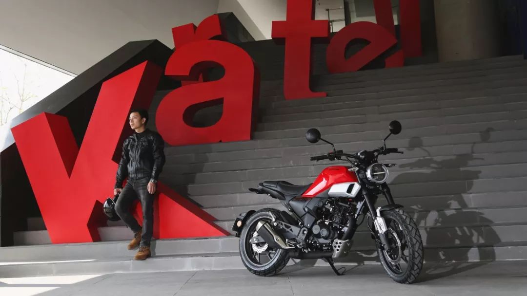 新大洲本田cbf190tr跑了8000公里,本田cb190ss与cbf190tr哪个好