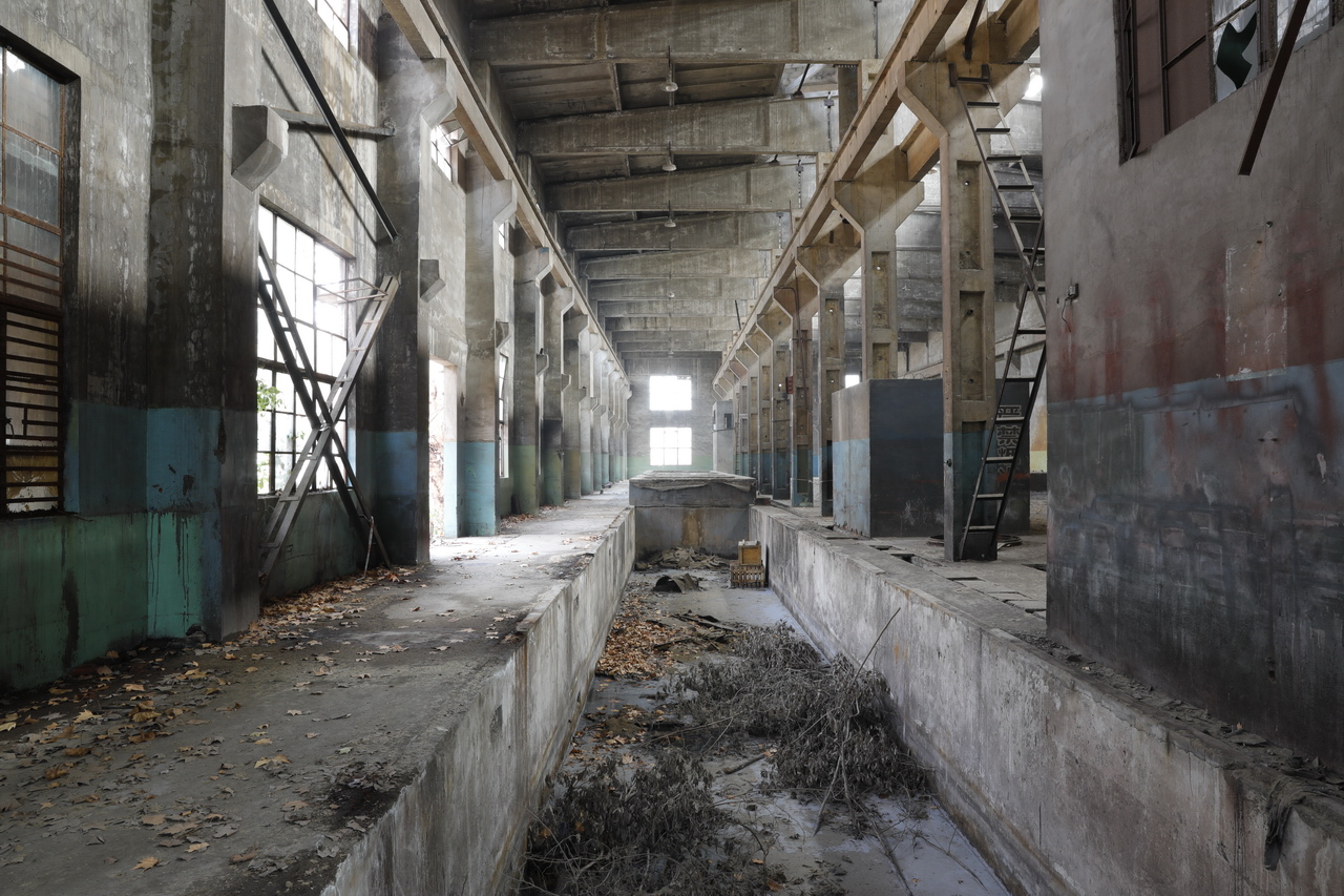 武汉轻型汽车制造厂,武汉特种车制造厂