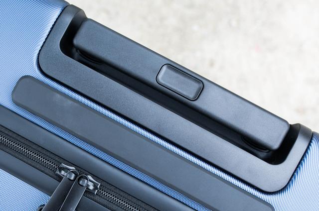 地平线8号旅行者系列旅行箱24英寸,地平线8号旅行箱