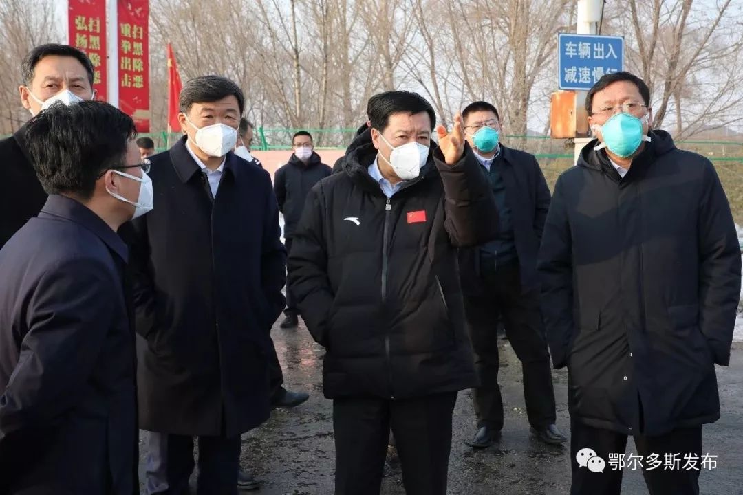 发挥基层党组织战斗堡垒作用抗疫,党组织战斗堡垒和先锋模范作用