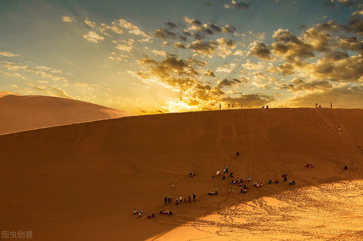 国内最经典12条自驾游线路,国内十大自驾游线路推荐