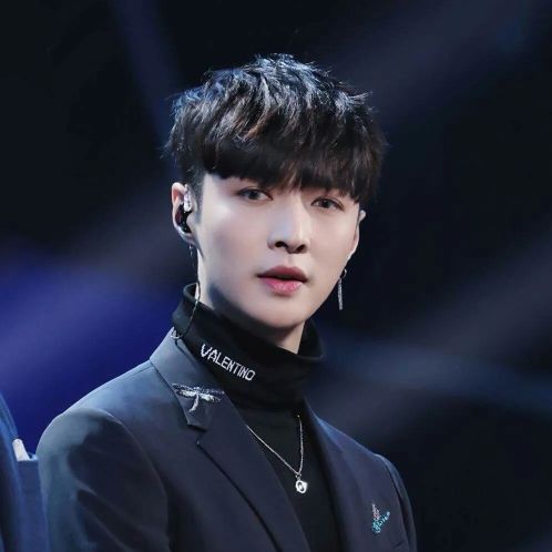 张艺兴头像高清帅气图文,张艺兴头像霸气图文