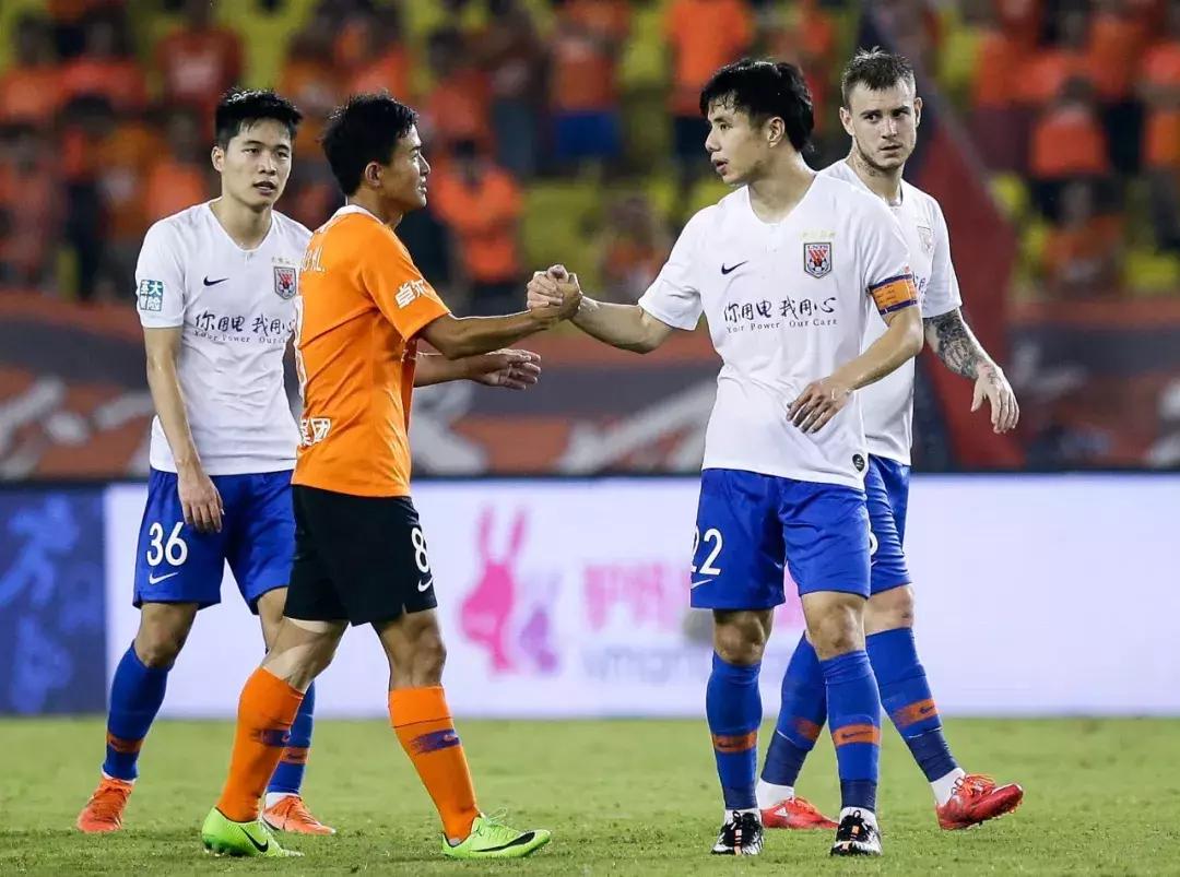 武汉卓尔4比3逆转广州富力,武汉卓尔赢球