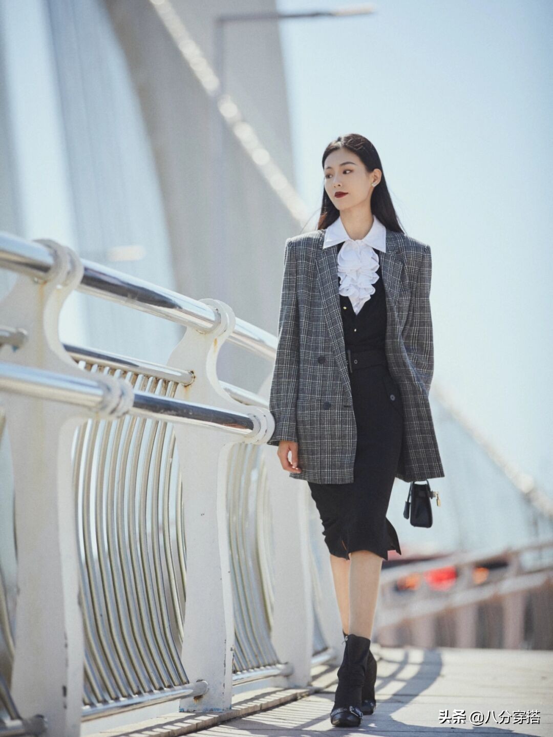 格纹西装秋冬正式搭配,2020秋冬时装单品格纹西装