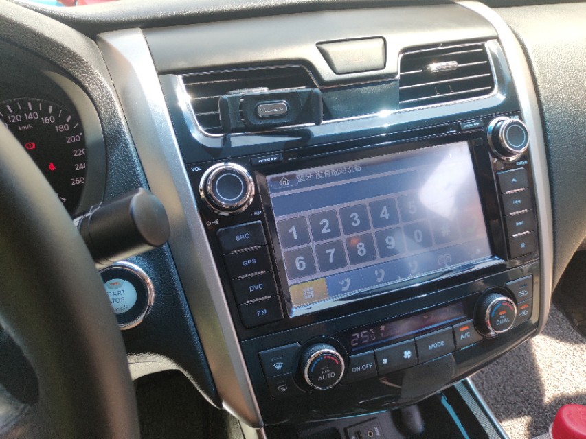 2015年天籁2.0二手价格,15年2.0极品日产天籁