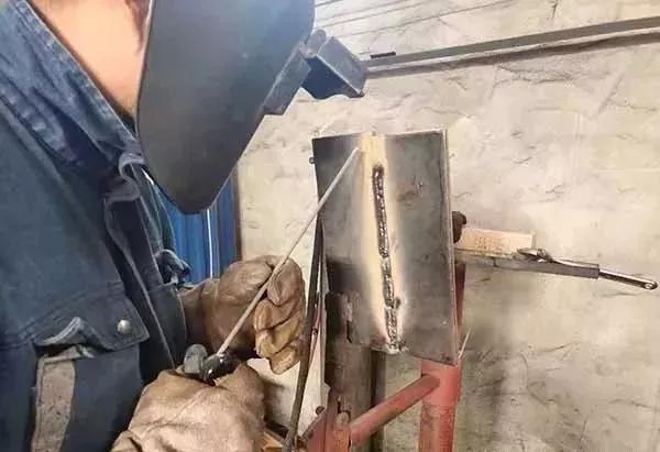 电焊中的4g5g6g是什么意思,焊工1g2g3g4g5g6g都代表什么意思