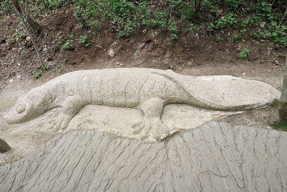西泰山是什么样的,西泰山为啥叫西泰山
