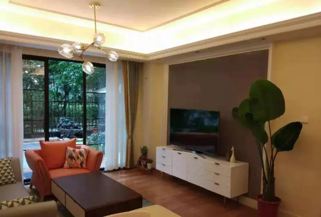 一家人经历了苦难但依然幸福,一家人经历种种磨难