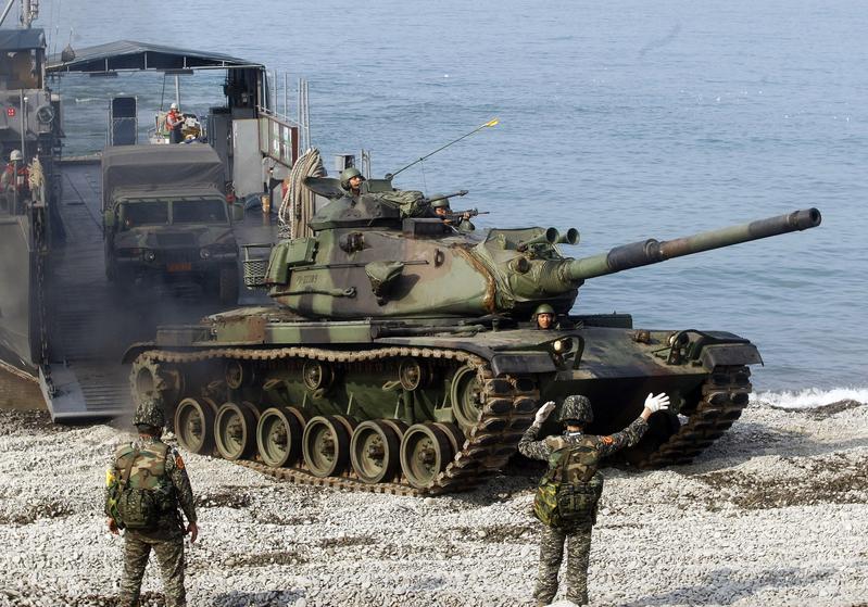 模拟突袭？甘肃沙漠地区解放军基地暗藏蹊跷，让岛内*独台**分子如临大敌