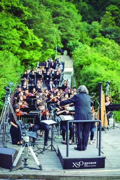 为了吸引大家走进音乐厅，搞古典乐的都干了些啥