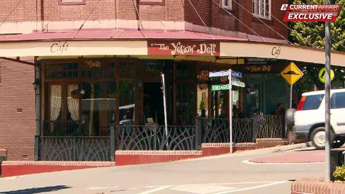 澳媒曝光残害儿童异端教派五岁女童蜡烛厂打工