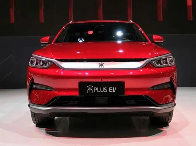 比亚迪第一款真正意义上的新能源汽车--海豚