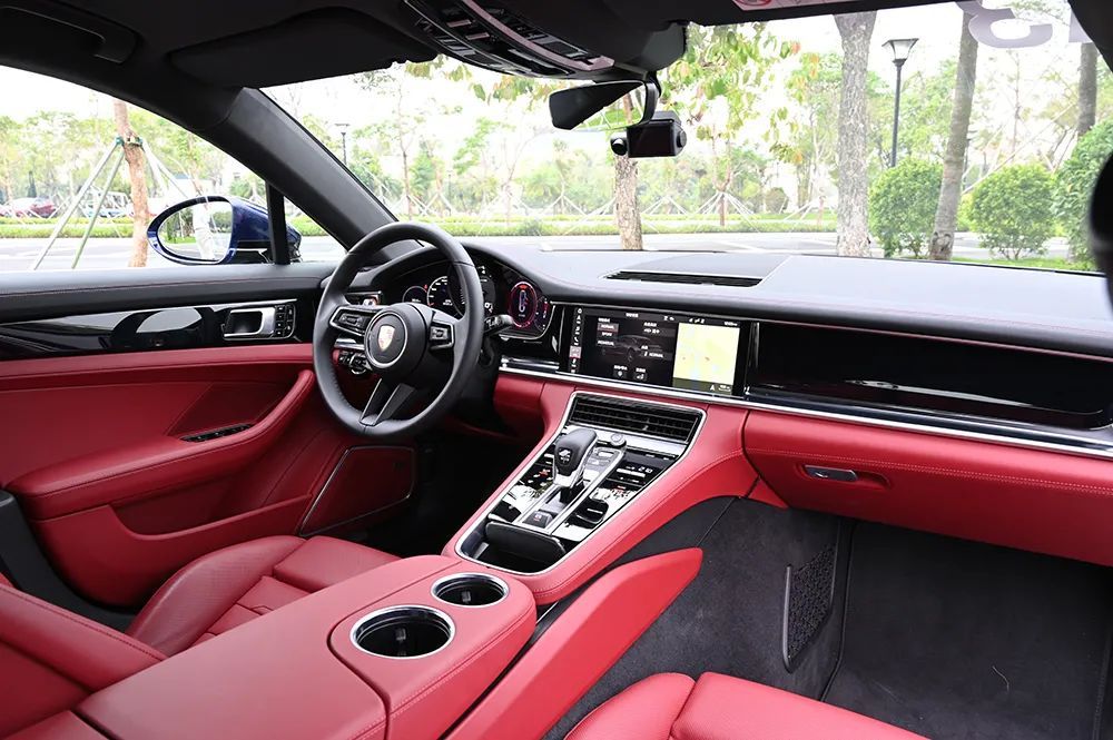 试新款保时捷panamera,全新保时捷panamera第一视角