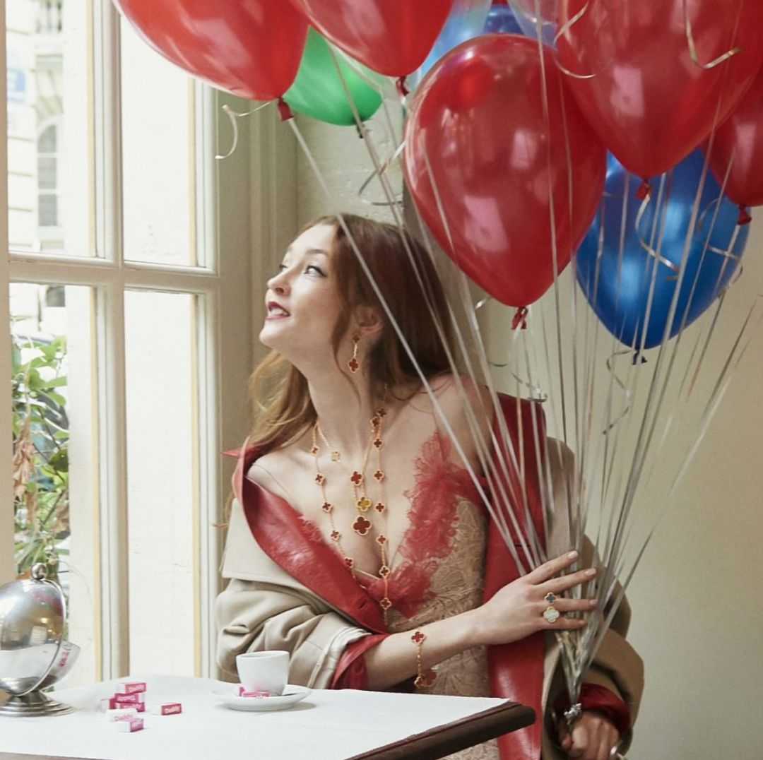 适合年轻人戴的黄金项链转运,如何佩戴适合自己的首饰转运