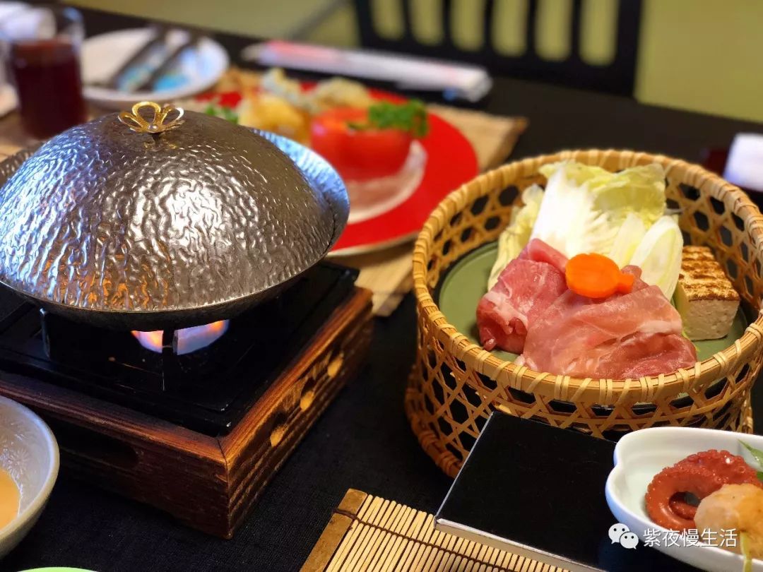 未见富士,幸运依在-秀峰阁湖月