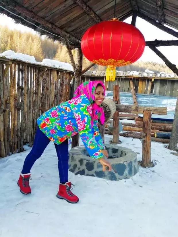老外在雪乡的快乐感觉——中国雪乡，世界共享！