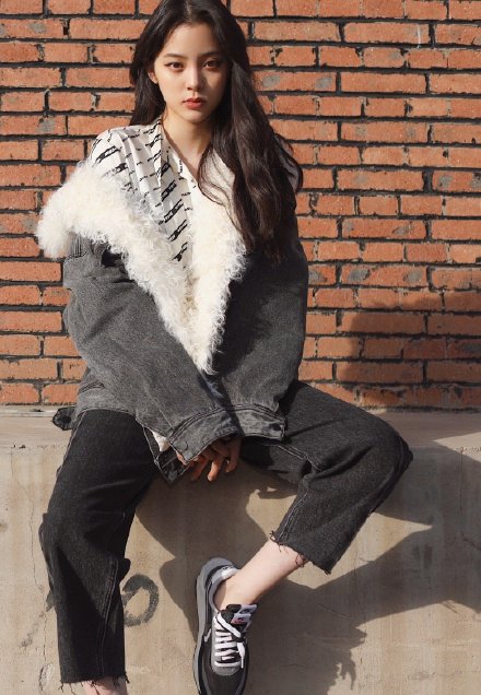 欧阳娜娜程潇齐刘海,程潇和金晨撞衫