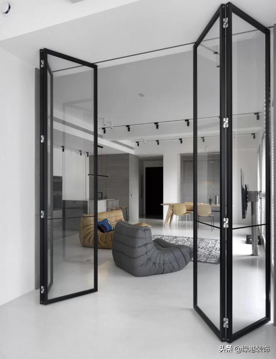 家装室内原木色门推荐,沈阳室内门选生态门