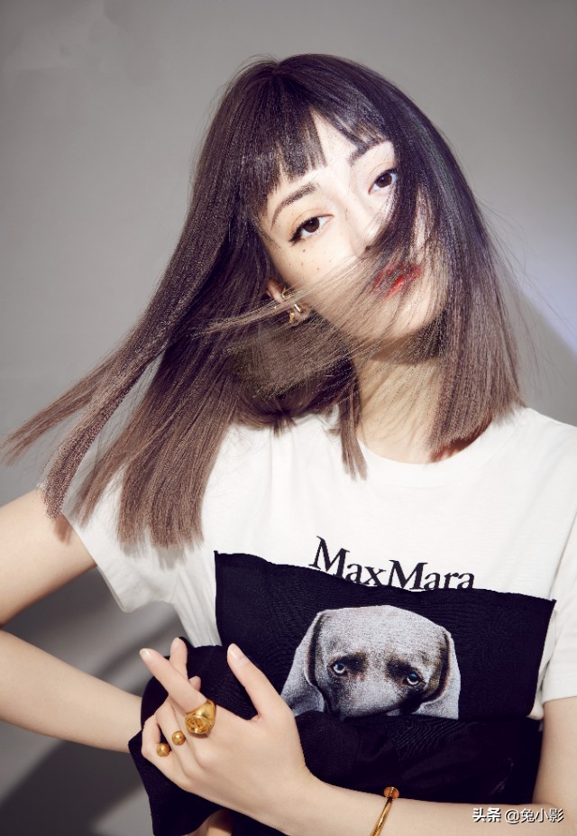 迪丽热巴造型甜美双马尾,迪丽热巴最近发型