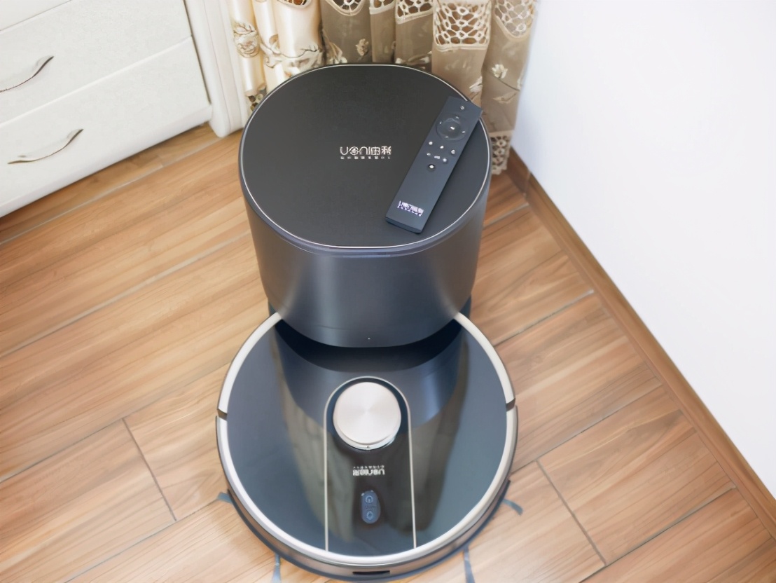 由利扫地拖地一体机自清洁,由利全自动扫地机直播