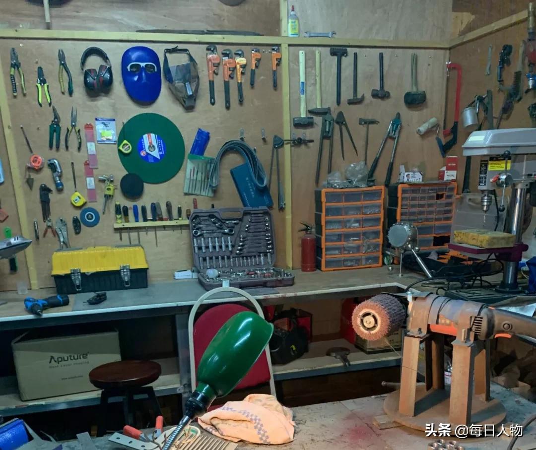 网红发明家手工耿，100件无厘头发明背后，是真实生活的心酸