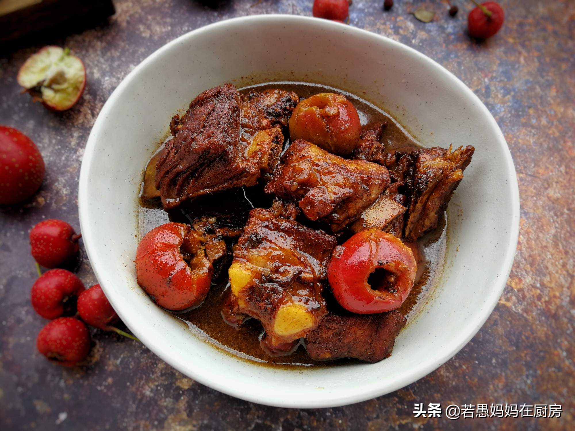 山楂话梅排骨的正宗做法,炖排骨软烂香放啥料