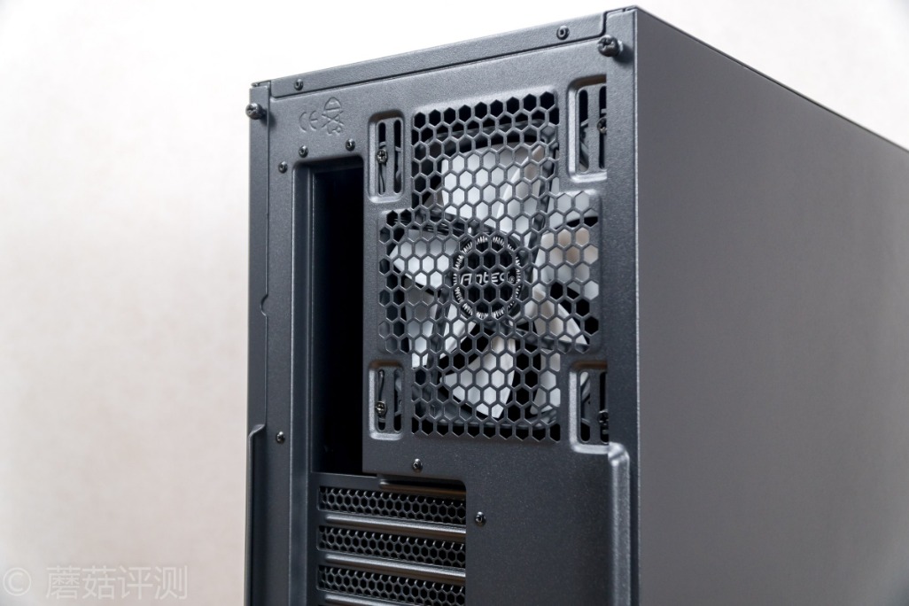 安钛克p101机箱,塔式机箱安钛克