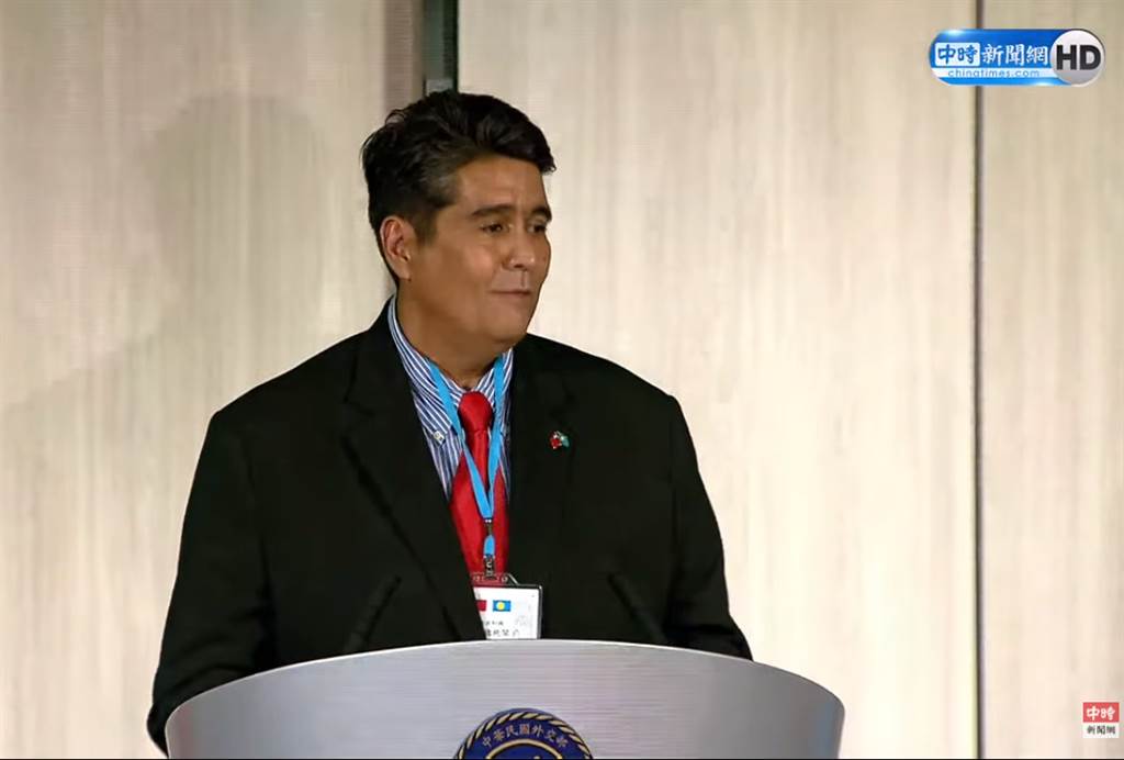 蔡当局宣传“外交突破”是大*局骗**，董智森痛批：台湾人一直撒钱