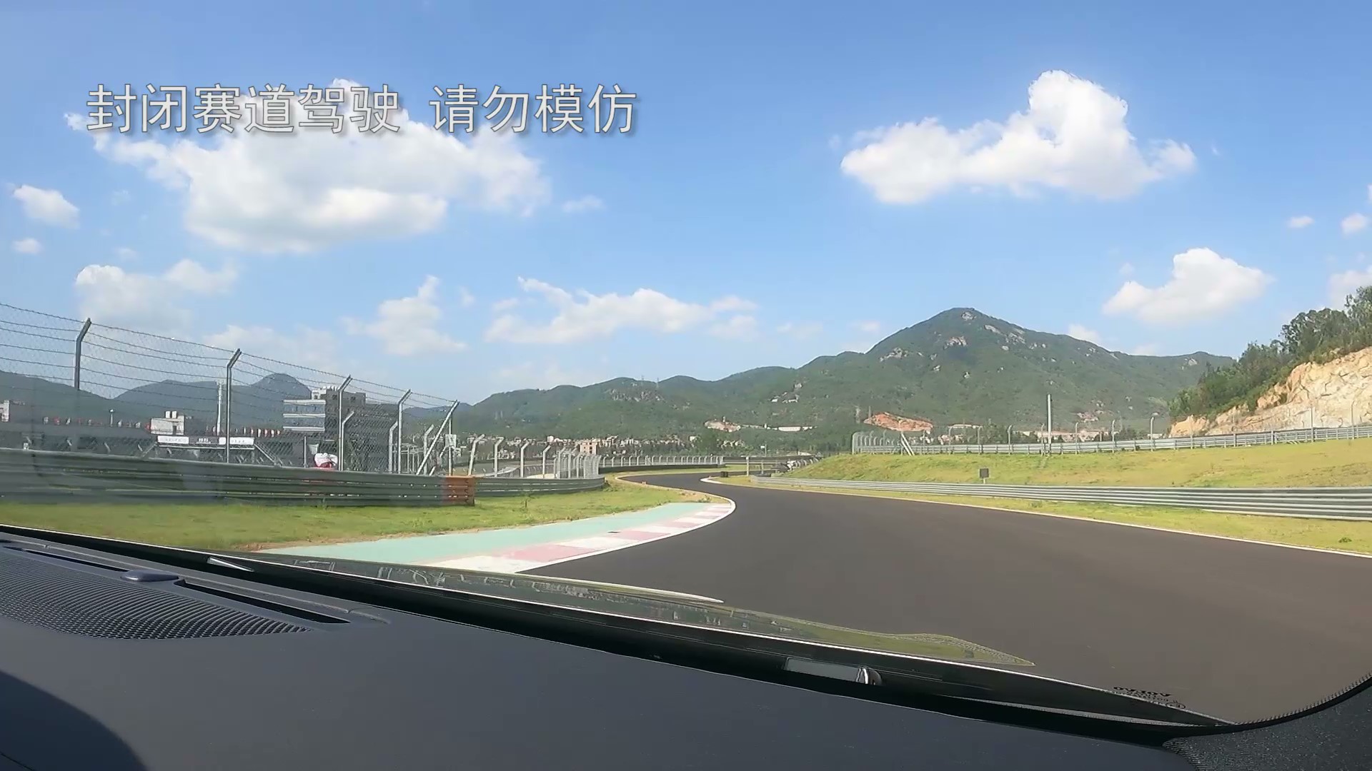 沃尔沃s60的b和t的区别,沃尔沃s60好还是b60好