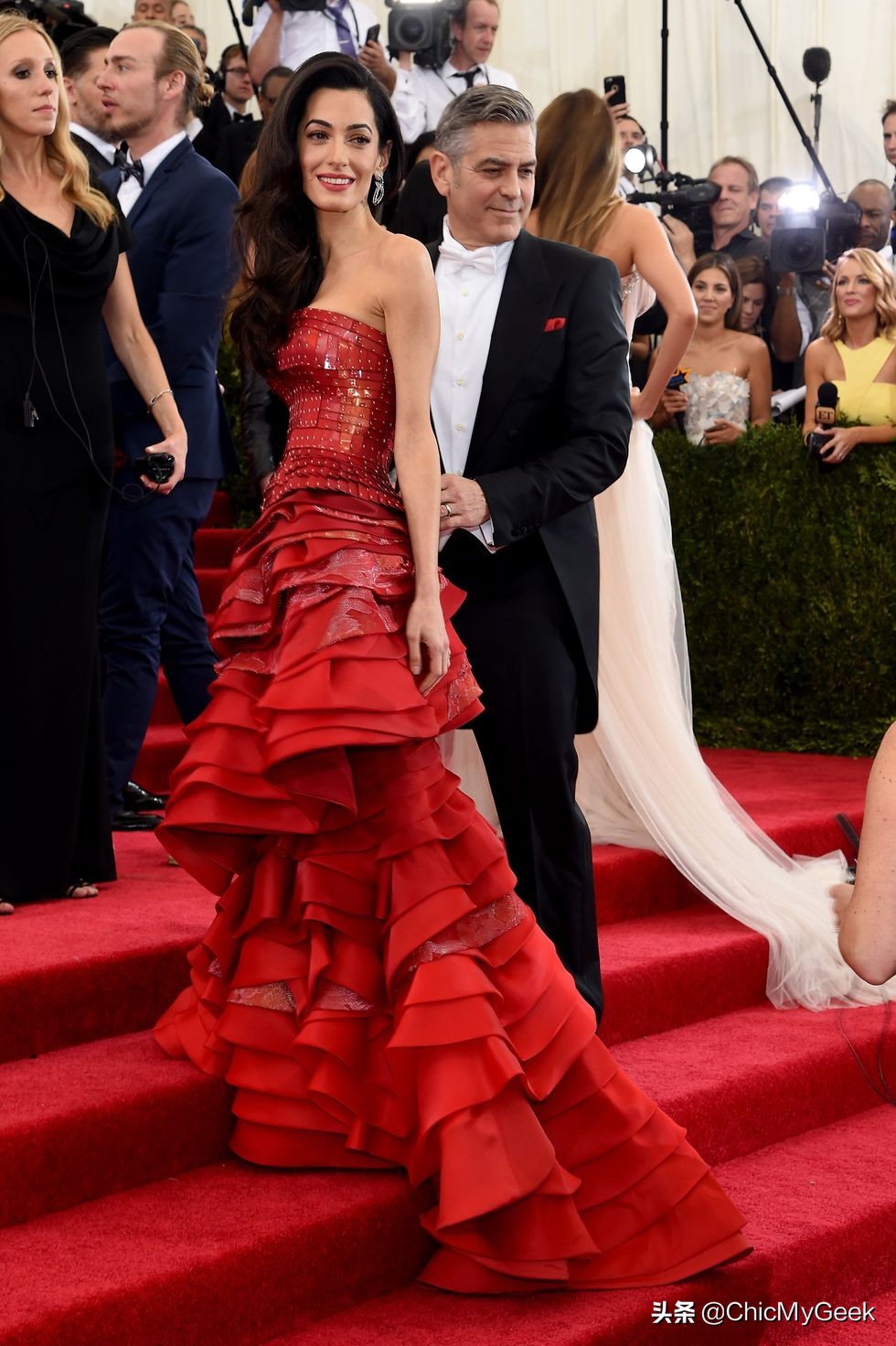 全球最牛鬼蛇神时尚盛典:盘点MetGala史上最惊天动地25个造型