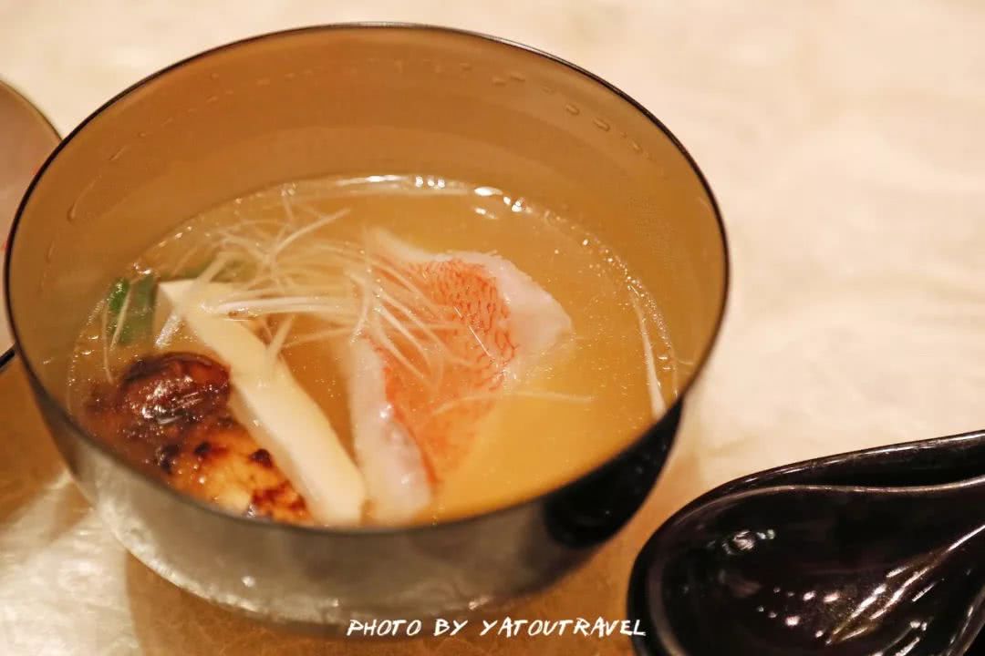 这顿灵魂日料背后的人和故事，连陈晓卿都为之动容