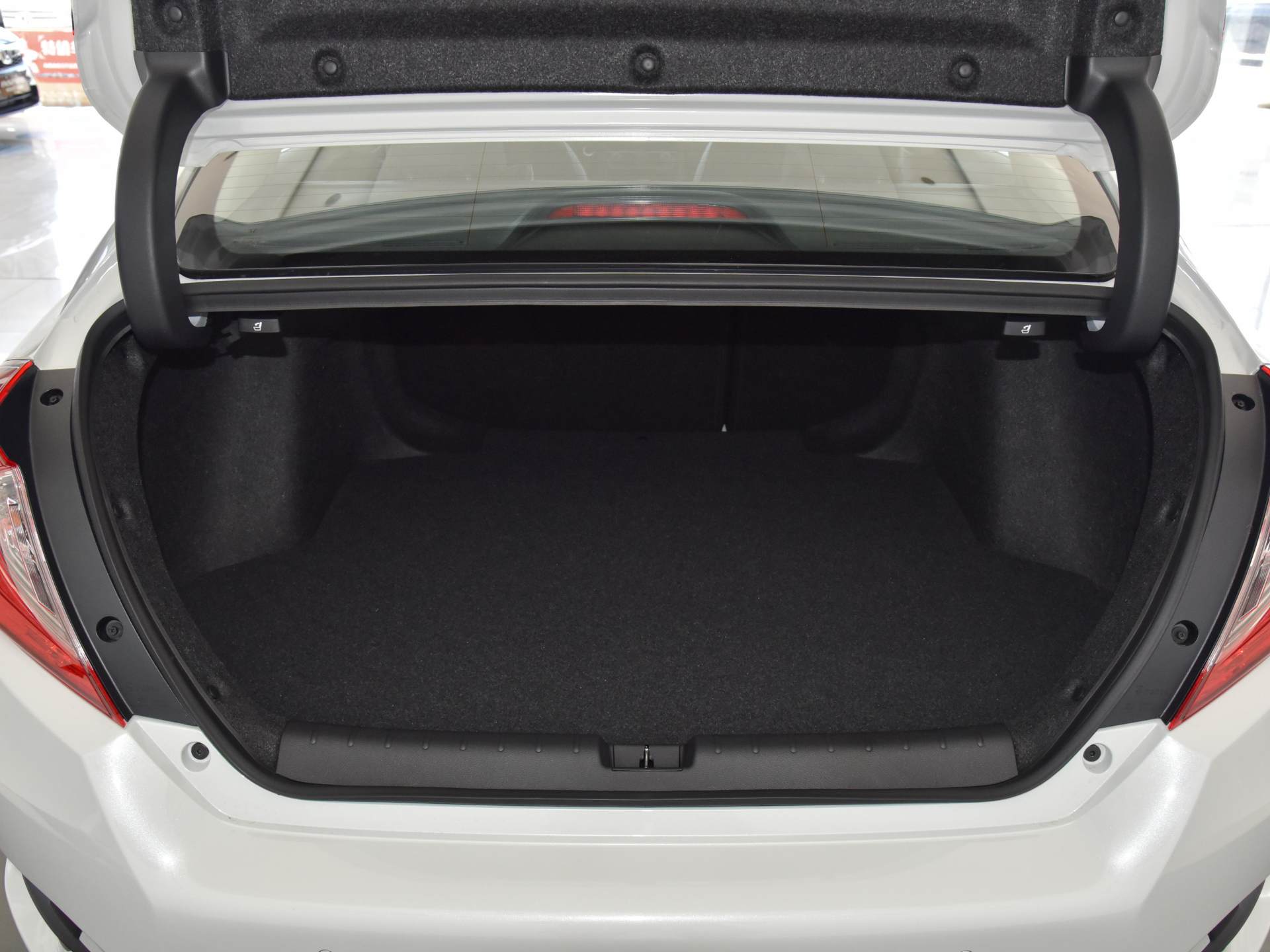 本田思域劲动版177马力几秒破100,本田思域1.5t177马力最快速度