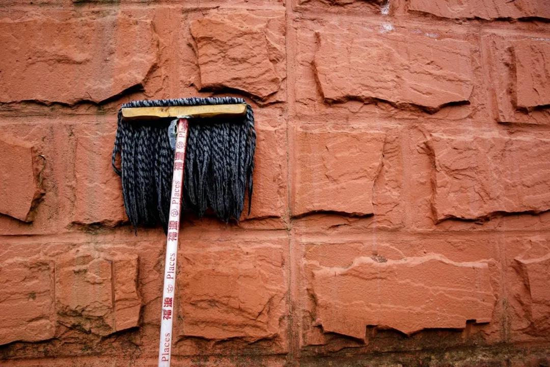 津门网金熙男：彩色小镇