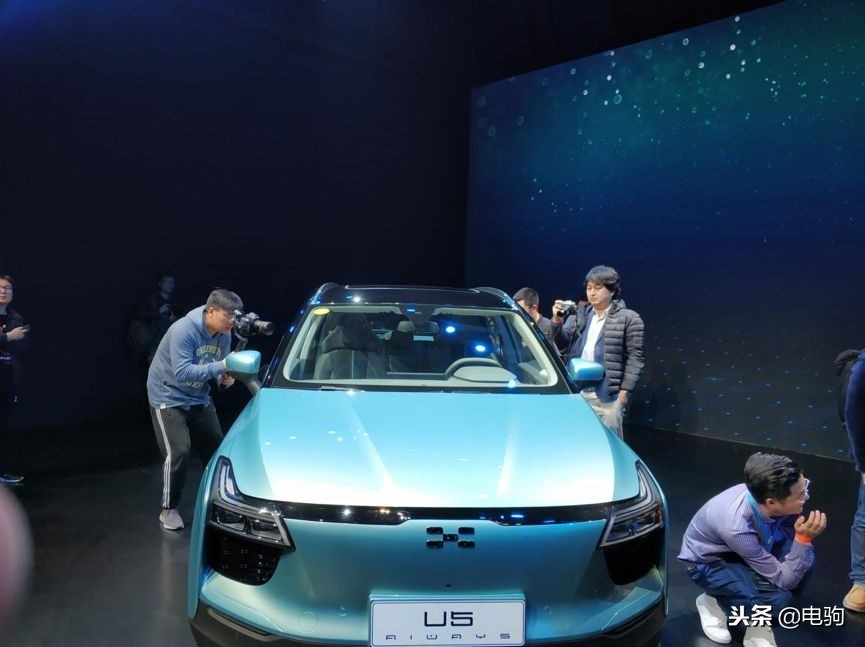爱驰u5续航包是什么,爱驰u52021款u5标准续航pure智净版
