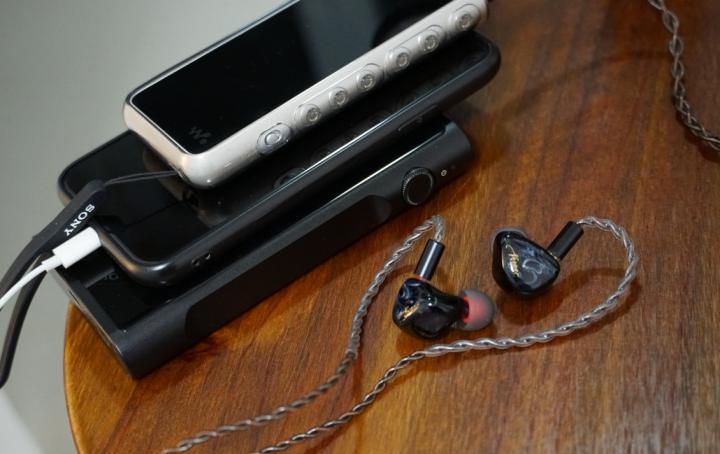 被日本声优代言的中国作坊耳机超乎想象的广东制造不得了