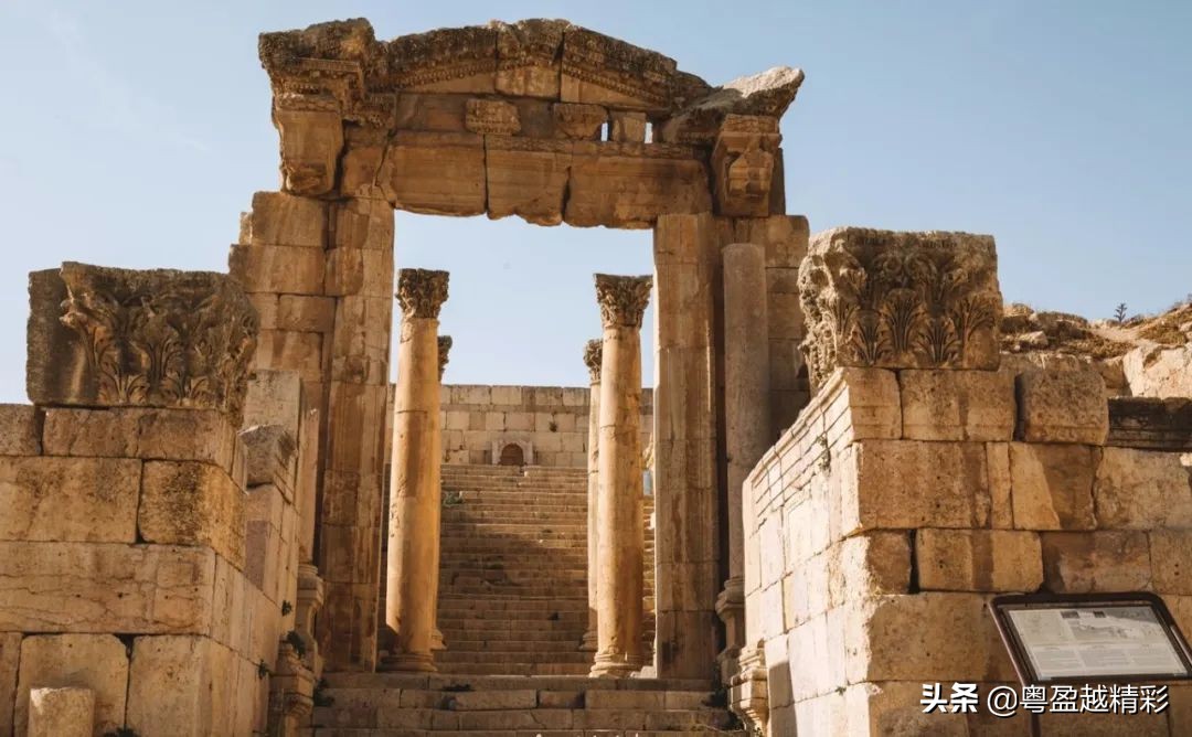 约旦瓦迪拉姆沙漠视频,约旦瓦迪拉姆沙漠峡谷