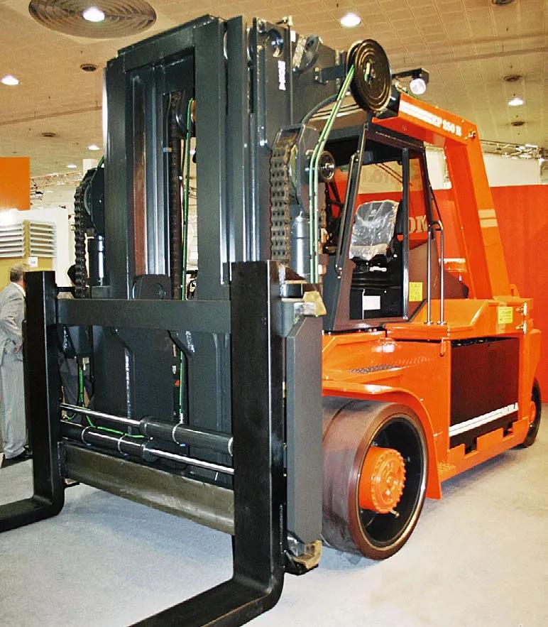 电动叉车和内燃叉车使用区别图片,内燃叉车和电动叉车的不同点