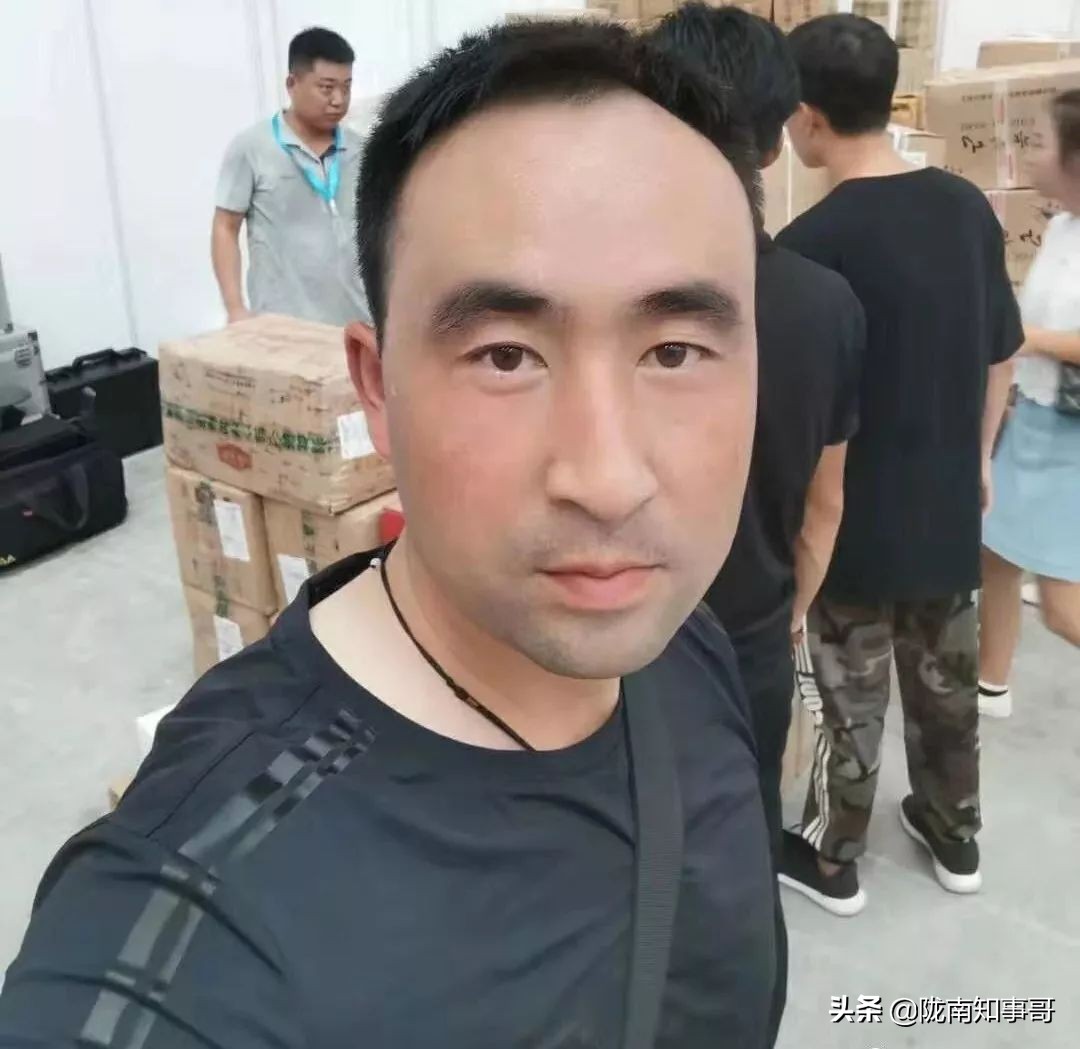 事业爱情双丰收短片,事业与爱情双丰收