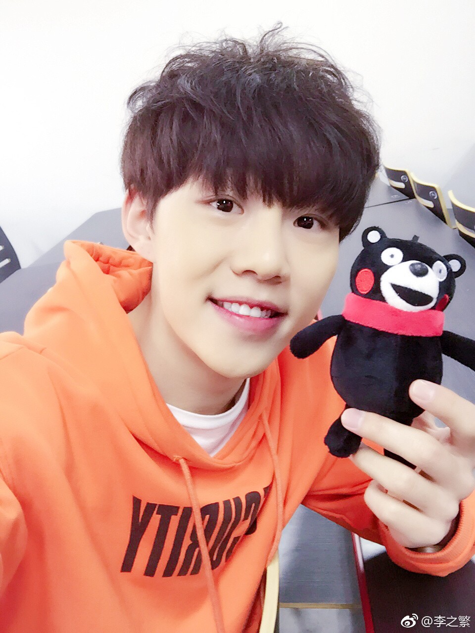 鏄撶儕鍗冪幒鐜嬭仾,鏄撶儕鍗冪幒鍜岀帇鎬濊仾鍚堢収