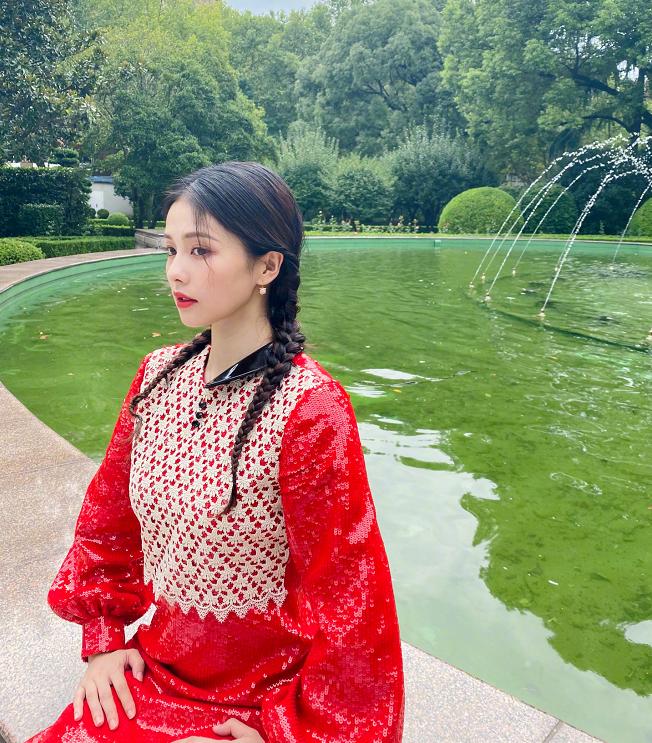 杨幂戚薇唐嫣刘诗诗,杨幂戚薇赵丽颖