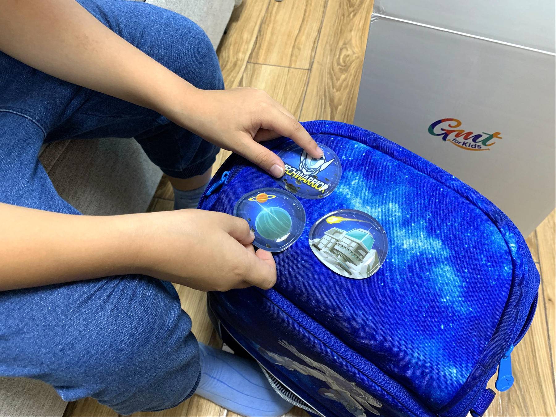 减负护脊书包比较,哪款书包减负护脊又轻便