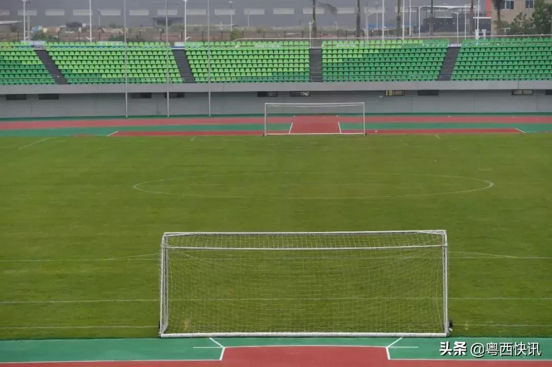 云浮新建的体育场,云浮新区体育场