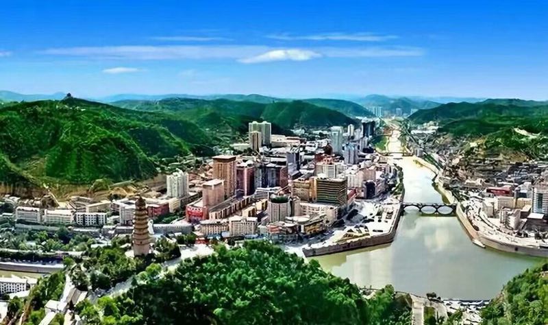 延安：老人术后四年脊柱感染医疗专家彻查解除病痛北医三院延安分院骨科成功治愈高龄腰椎术后并发症患者