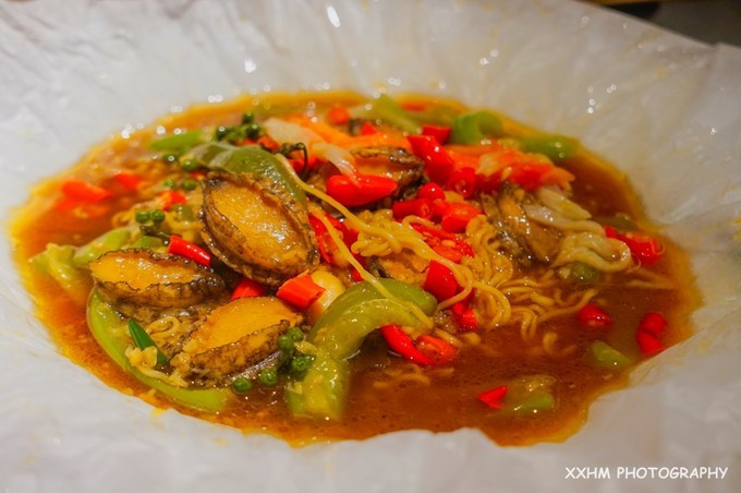 成都本地人去的最好吃的美食,中国姑娘吃成都美食