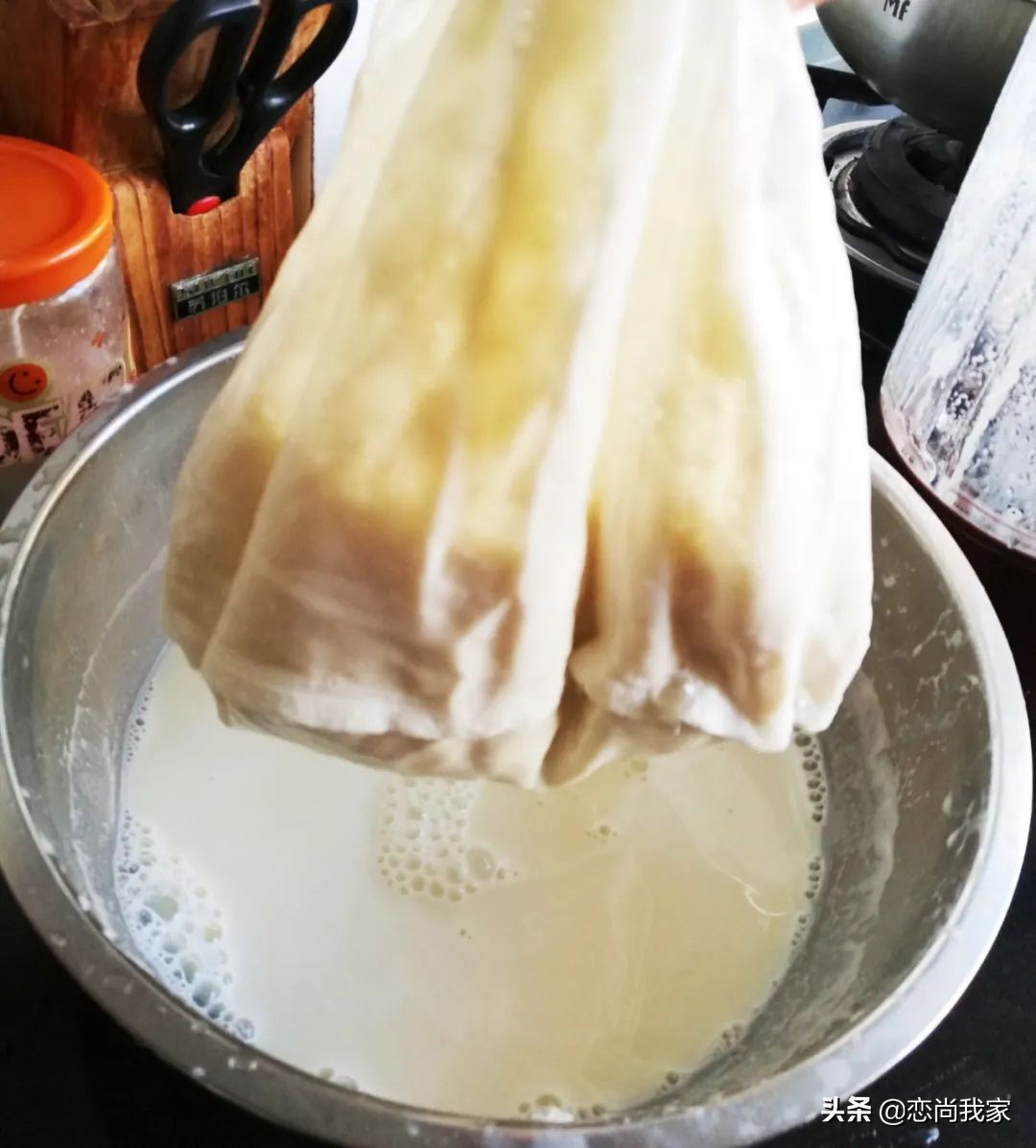 过年了自家制作豆腐,快过年了做过年手工