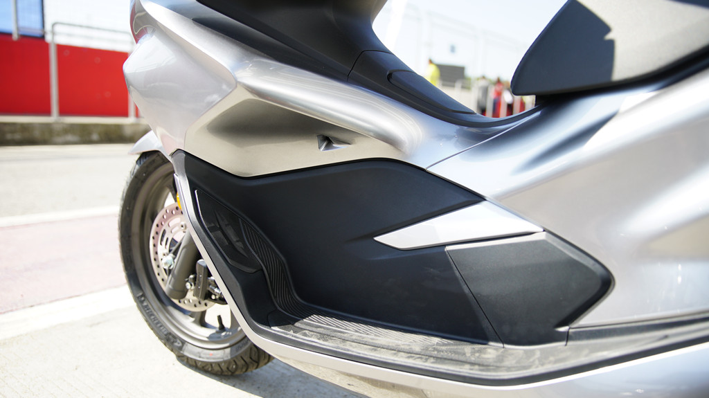 本田踏板摩托车pcx160多少钱,大踏板本田pcx多少钱