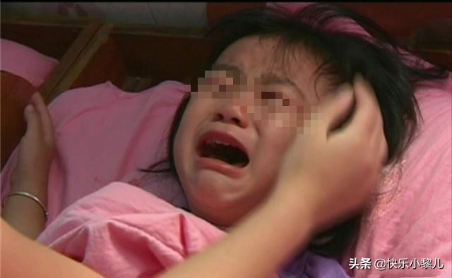 孩子总喊屁屁疼去医院挂什么科,五岁女儿总说肚子疼