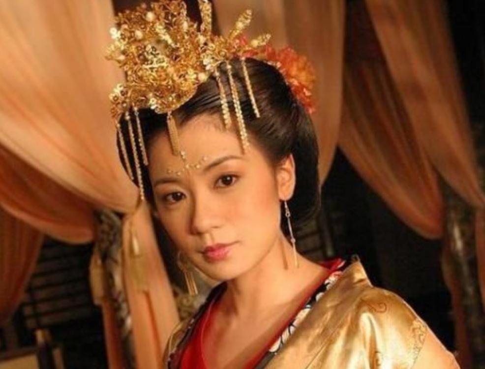 一代女皇武则天无字碑之谜,在无字碑上对武则天作全面评价