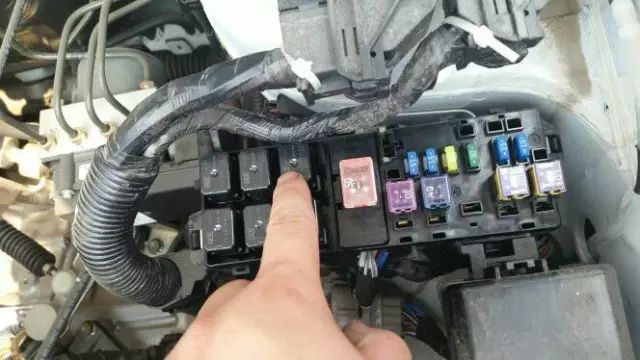 继电器的工作过程及在电路的作用,10种继电器的功能和作用