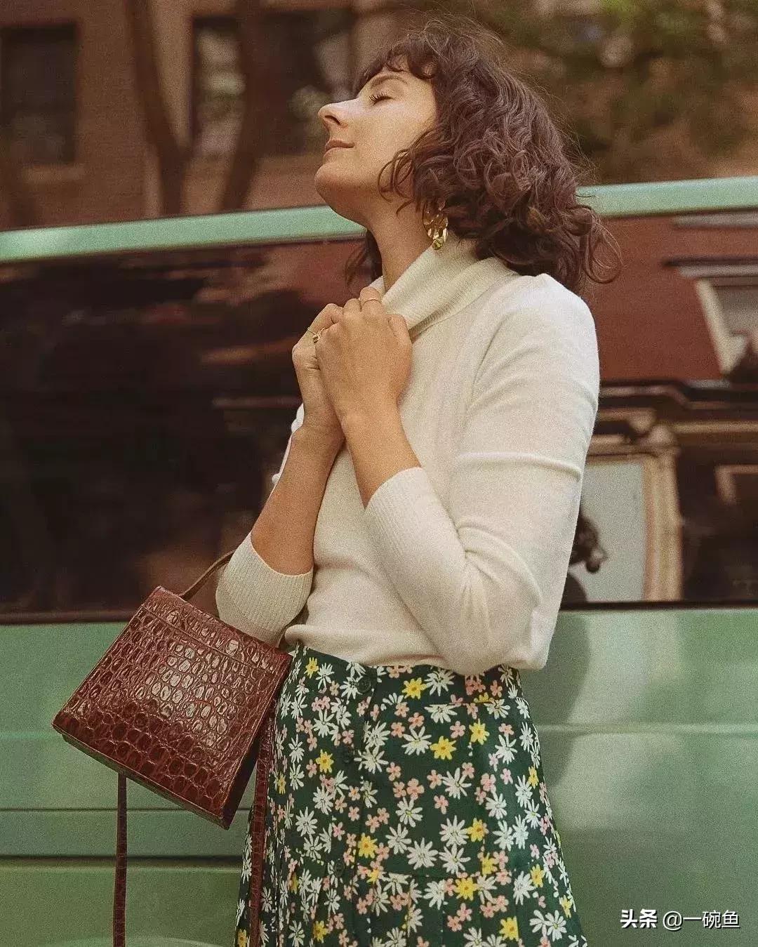 高领卫衣穿搭,高领潮服卫衣